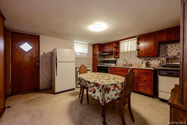 3061 Lasalle Avenue, Bronx, NY 10461