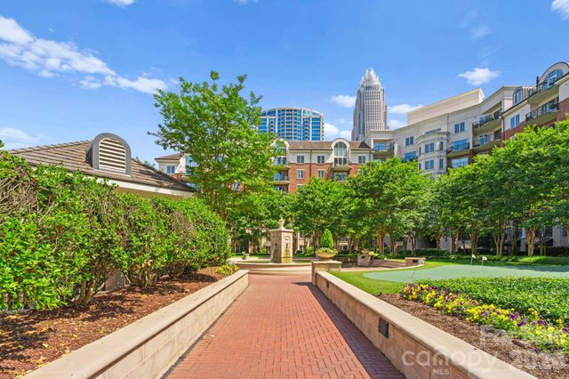 300 W 5th Street W 509, Charlotte, NC 28202