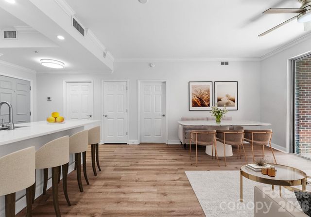 300 W 5th Street W 509, Charlotte, NC 28202