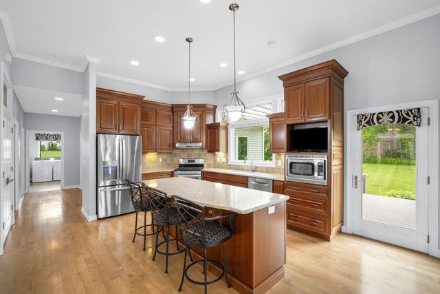 1604 Bellevue BOULEVARD, Fond Du Lac, WI 54937