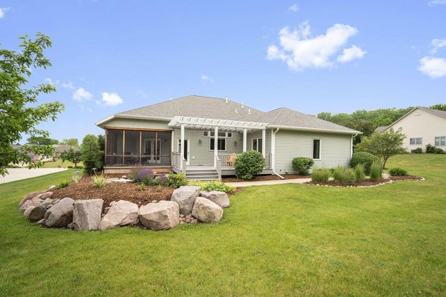 1604 Bellevue BOULEVARD, Fond Du Lac, WI 54937