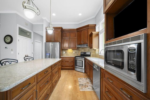 1604 Bellevue BOULEVARD, Fond Du Lac, WI 54937