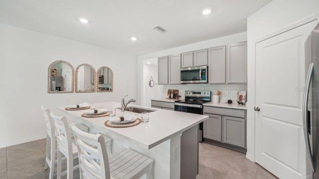 38387 TEA ROSE AVENUE, Zephyrhills, FL 33540