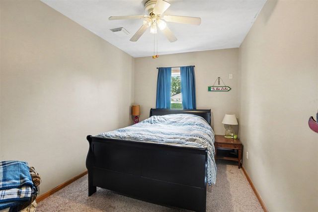 4071 Ivanrest Avenue, Grandville, MI 49418