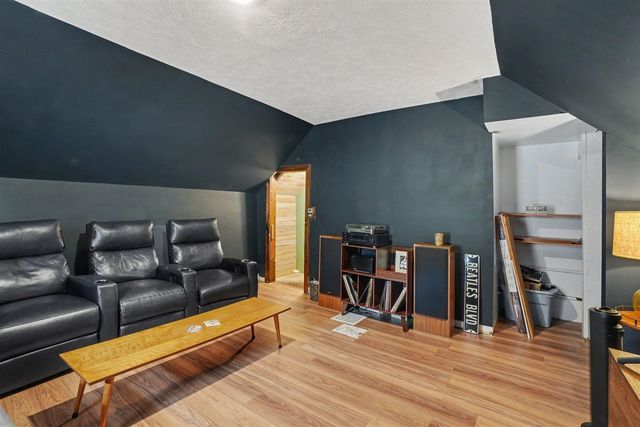 4071 Ivanrest Avenue, Grandville, MI 49418