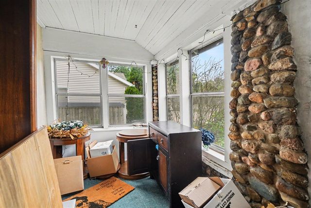 4071 Ivanrest Avenue, Grandville, MI 49418