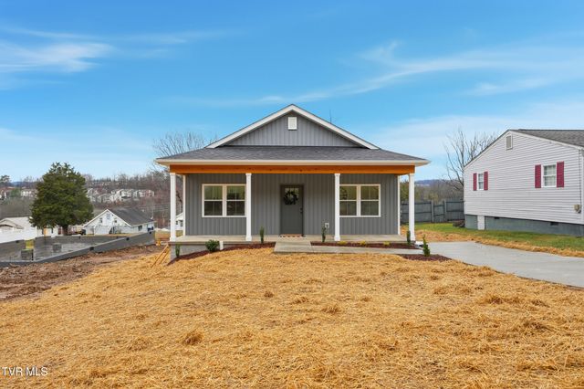 2645 Anderson Street, Bristol, TN 37620