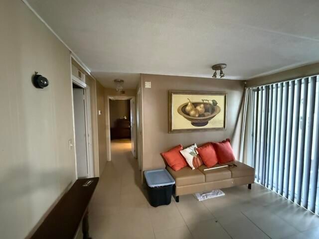 1817 DOLPHIN Place, Deerfield Beach, FL 33442