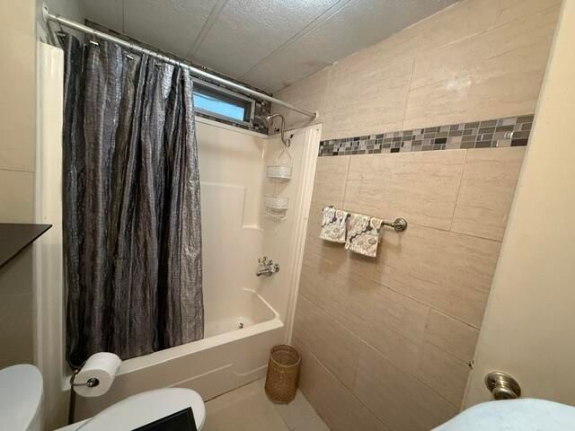 1817 DOLPHIN Place, Deerfield Beach, FL 33442