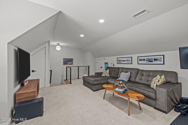 364 Old Stanton Road, Beaufort, NC 28516