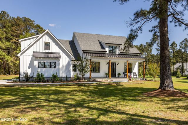 364 Old Stanton Road, Beaufort, NC 28516