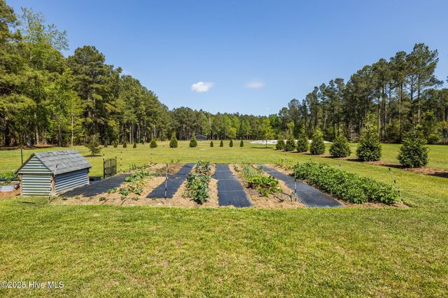364 Old Stanton Road, Beaufort, NC 28516