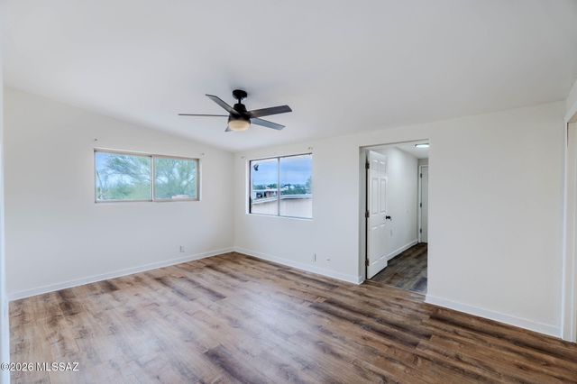 6337 N Pomona Road, Tucson, AZ 85704