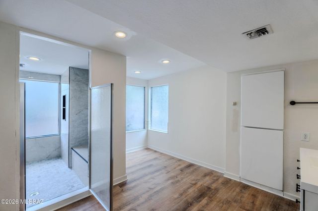 6337 N Pomona Road, Tucson, AZ 85704