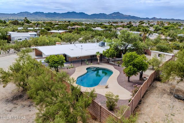 6337 N Pomona Road, Tucson, AZ 85704