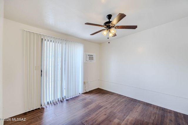 6337 N Pomona Road, Tucson, AZ 85704