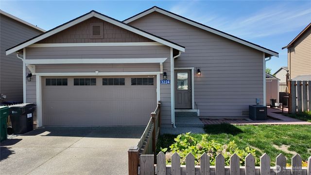 3224 Loch Ness Loop, Mount Vernon, WA 98273