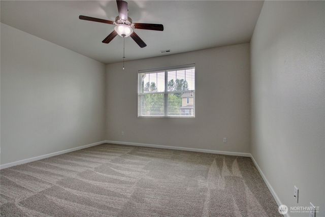 3224 Loch Ness Loop, Mount Vernon, WA 98273