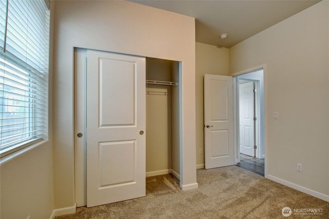 3224 Loch Ness Loop, Mount Vernon, WA 98273