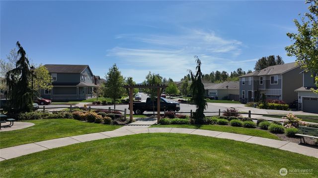 3224 Loch Ness Loop, Mount Vernon, WA 98273