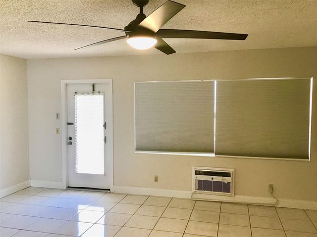 135 Fanshaw D 135, Boca Raton, FL 33434