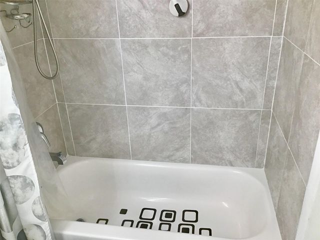 135 Fanshaw D 135, Boca Raton, FL 33434