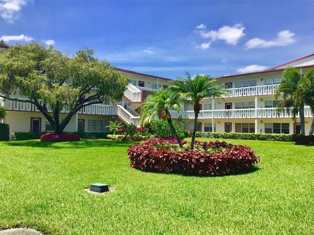 135 Fanshaw D 135, Boca Raton, FL 33434