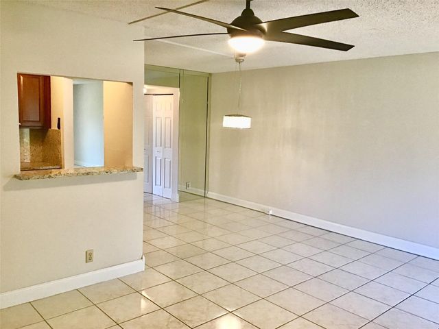 135 Fanshaw D 135, Boca Raton, FL 33434