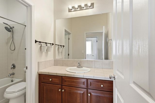 11850 Larisa Way, Rancho Cordova, CA 95742