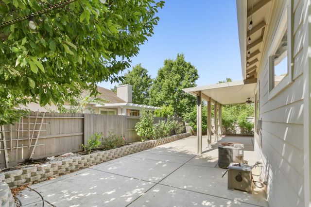 11850 Larisa Way, Rancho Cordova, CA 95742