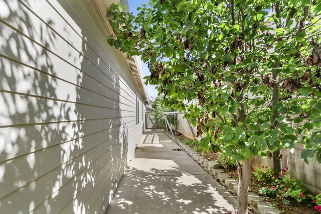11850 Larisa Way, Rancho Cordova, CA 95742