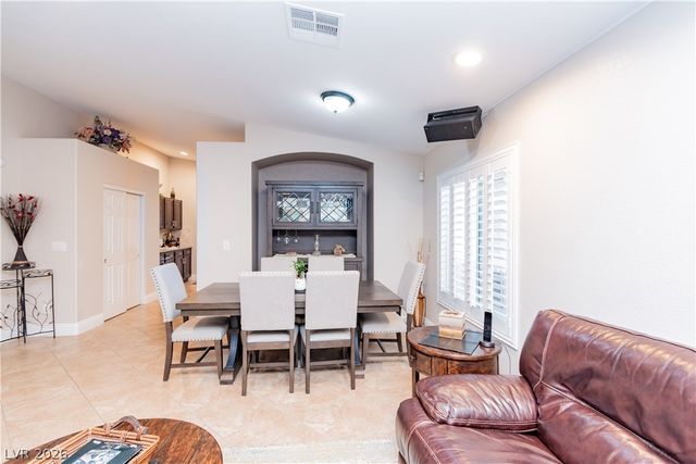 8391 Hollywood Hills Avenue, Las Vegas, NV 89178