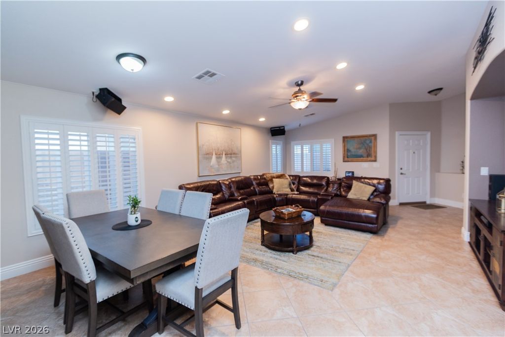 Image 2 of property listing at 8391 Hollywood Hills Avenue, Las Vegas, NV 89178