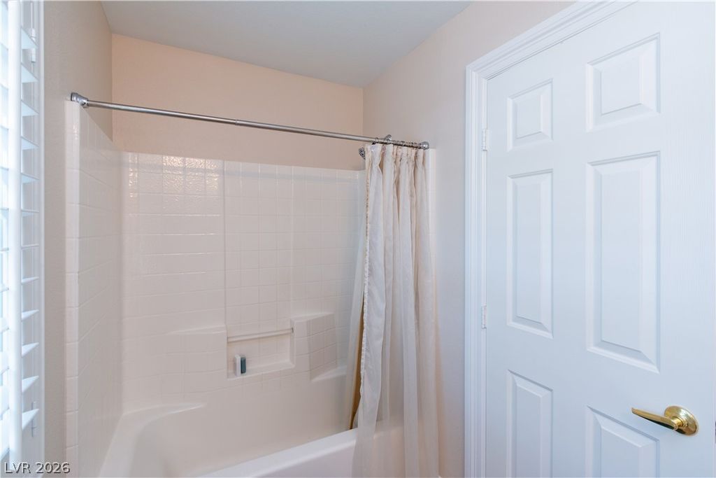 Image 20 of property listing at 8391 Hollywood Hills Avenue, Las Vegas, NV 89178