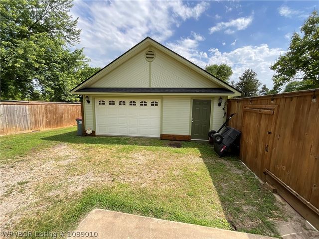 609 E Lincoln, Greenwood, AR 72936