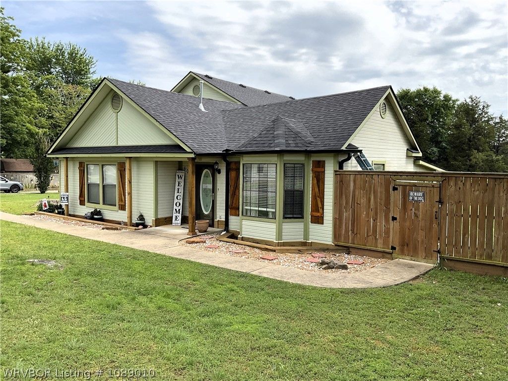 609 E Lincoln, Greenwood, AR 72936