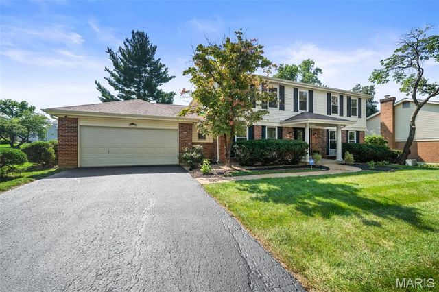 268 Kinderhook Drive, Chesterfield, MO 63017