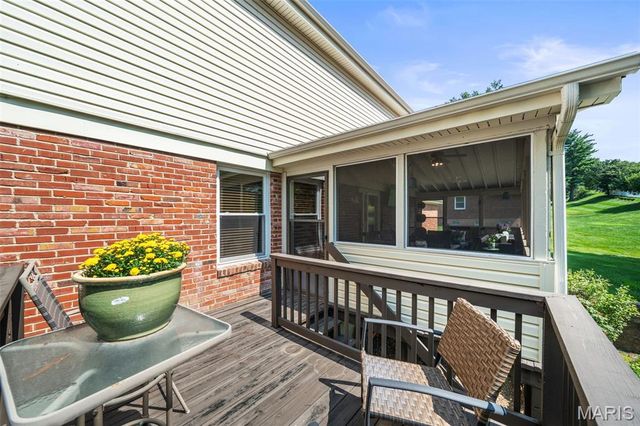268 Kinderhook Drive, Chesterfield, MO 63017