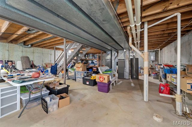 268 Kinderhook Drive, Chesterfield, MO 63017