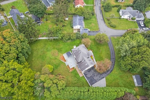 6 Larsen Dr, Roxbury Twp., NJ 07876