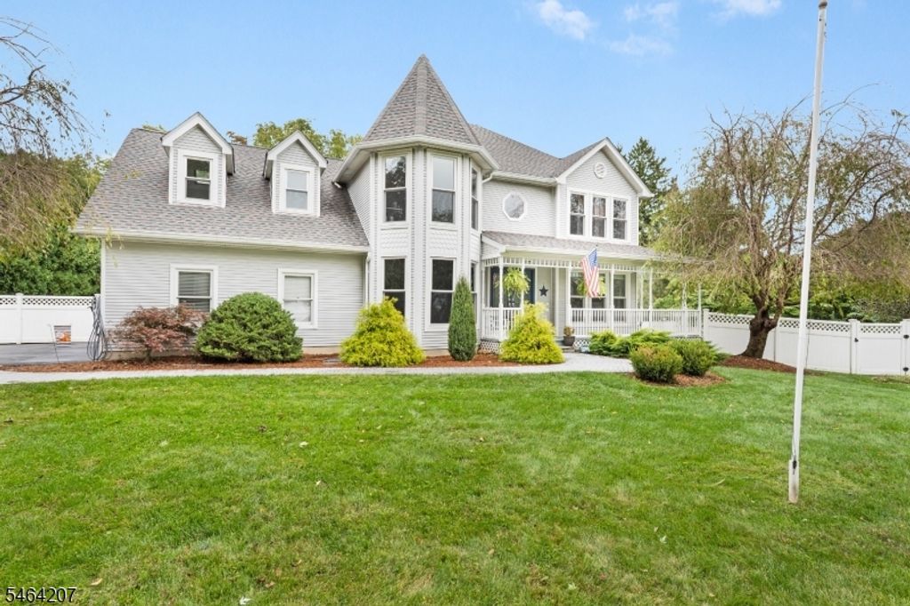6 Larsen Dr, Roxbury Twp., NJ 07876 — photo 3