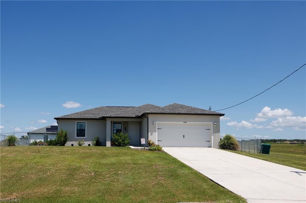 9048 Lamkin CIR, Labelle, FL 33935