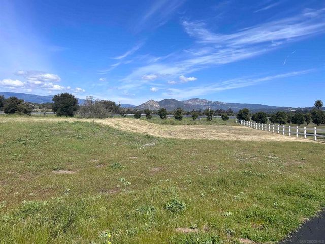 28429 Almona Way, Valley Center, CA 92082