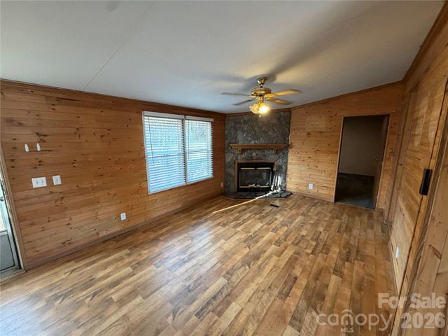 215 Humphrey Boulevard, Gastonia, NC 28052