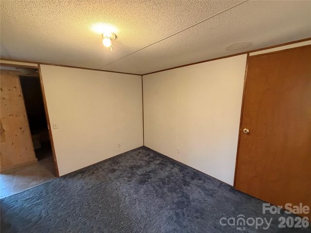 215 Humphrey Boulevard, Gastonia, NC 28052