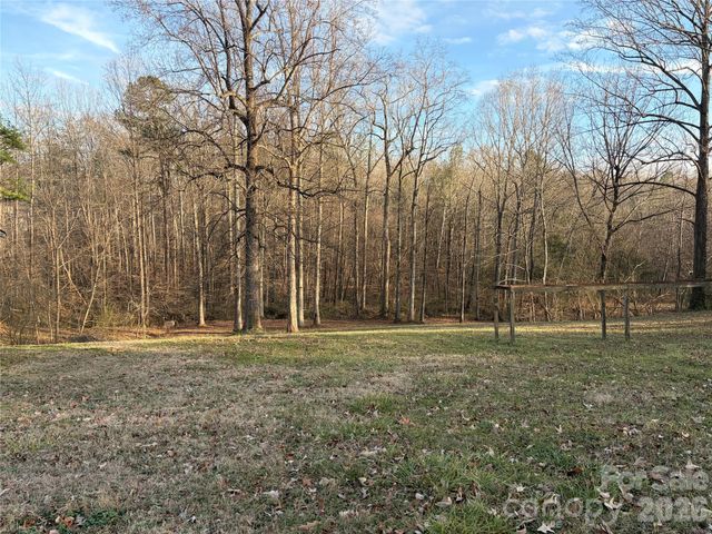 215 Humphrey Boulevard, Gastonia, NC 28052