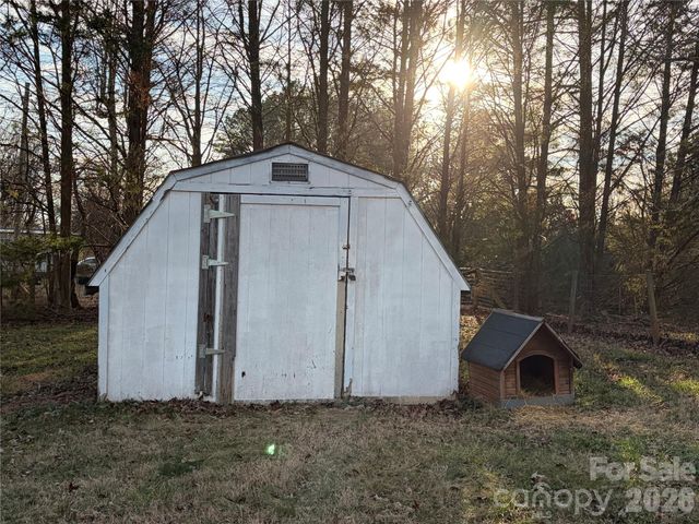 215 Humphrey Boulevard, Gastonia, NC 28052