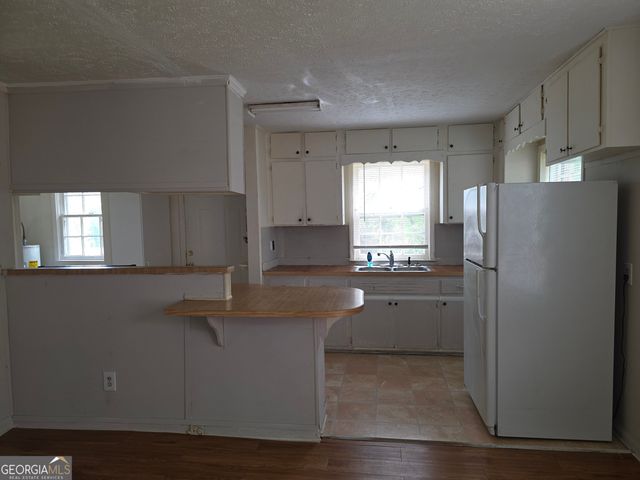 57 Weatherly Street, Buchanan, GA 30113