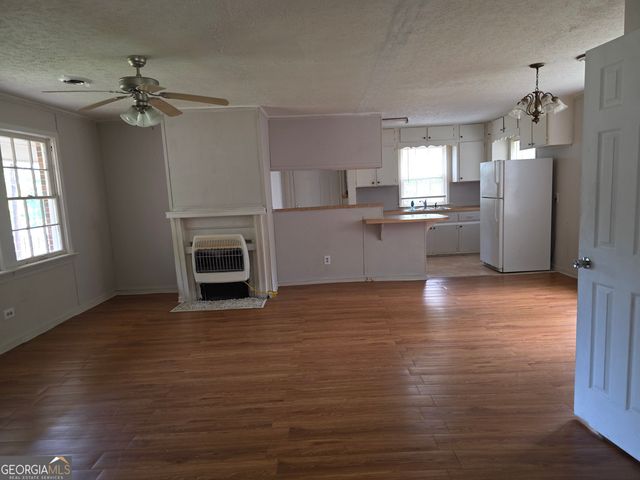 57 Weatherly Street, Buchanan, GA 30113
