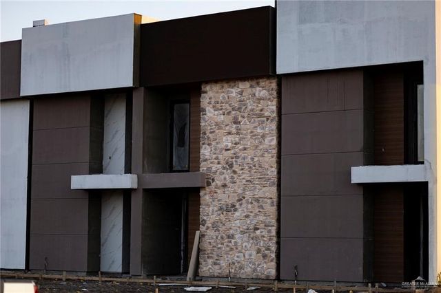 1120 Santa Rosa Street, Edinburg, TX 78542